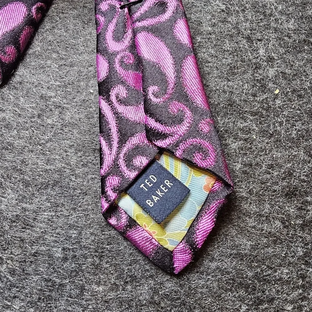 Ted Baker Tie 100% Italian Silk Paisley Purple Designer London Luxury USA 60